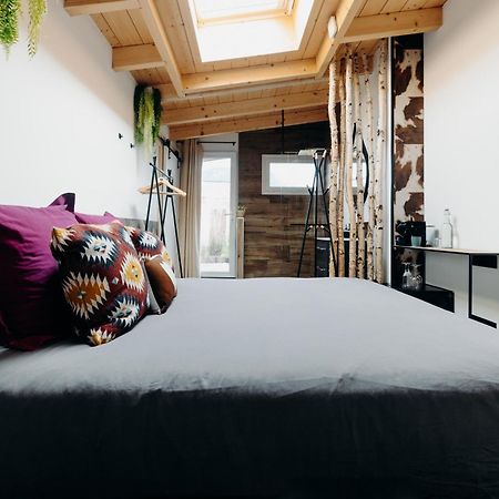 La Villa D'Helene 2 - Chambres D'Hotes Bnb Et Appartements - Клюз Екстериор снимка