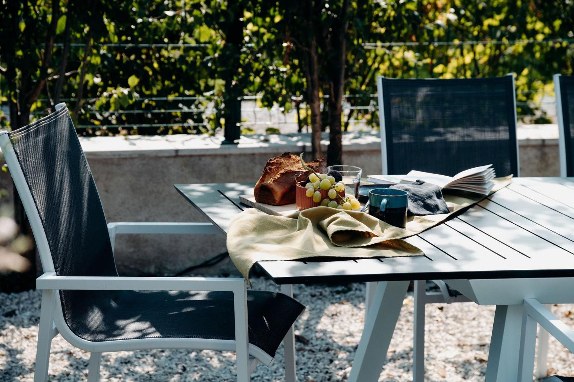 La Villa D'Helene 2 - Chambres D'Hotes Bnb Et Appartements - Клюз Екстериор снимка