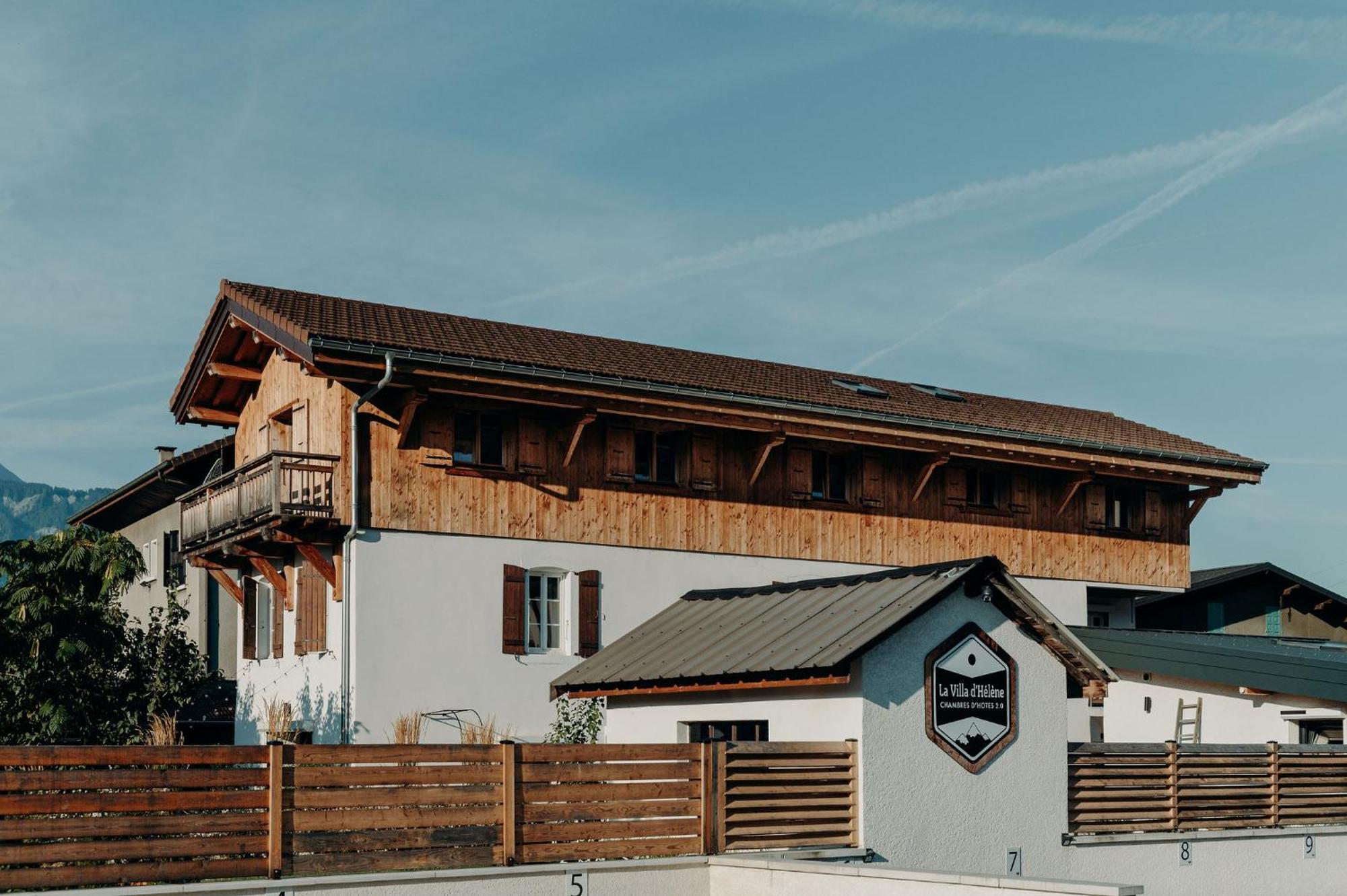 La Villa D'Helene 2 - Chambres D'Hotes Bnb Et Appartements - Клюз Екстериор снимка